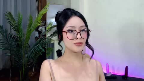 Snapshot of expensive_candyx chatting on 9, 2, 2025 Candy  online show from 9, 2, 2025