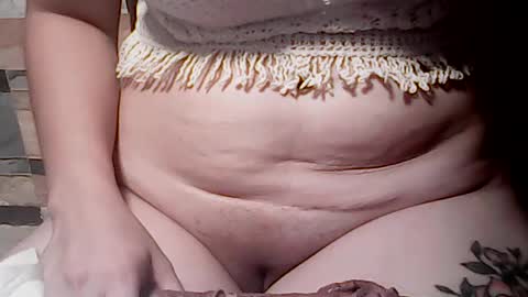 Snapshot of extremelydmilkyboobs chatting on 27, 7, 2026 extremelydmilkyboobs online show from 27, 7, 2026