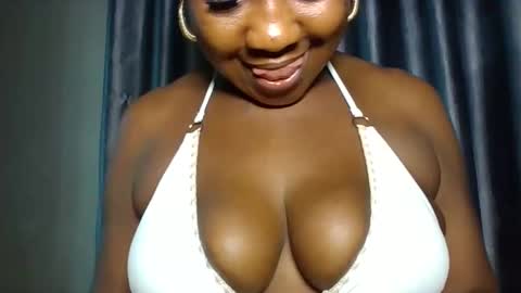 Snapshot of extremelywetgirl_ chatting on 24, 4, 2026 extremelywetgirl_ online show from 24, 4, 2026