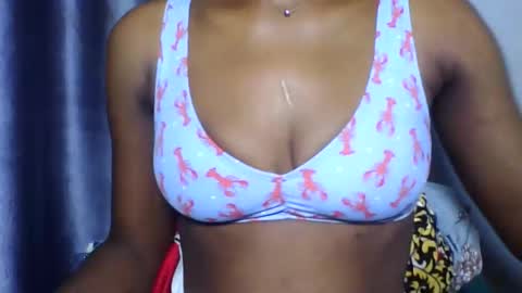 Snapshot of extremelywetgirl_ chatting on 14, 5, 2026 extremelywetgirl_ online show from 14, 5, 2026
