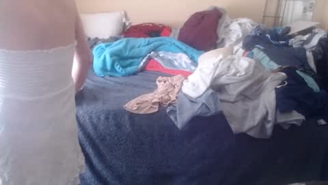 eyeswall0w online show from 27, 9, 2025