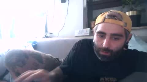 Snapshot of eytab chatting on 1, 10, 2025 Eytab online show from 1, 10, 2025
