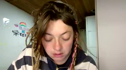 Snapshot of ezlngirl chatting on 3, 2, 2026 Aimee online show from 3, 2, 2026