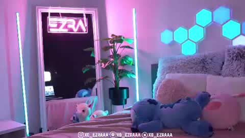 Snapshot of ezra chatting on 6, 7, 2026 Ezra online show from 6, 7, 2026