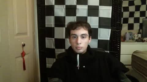 Ezra Naamah online show from 22, 1, 2025