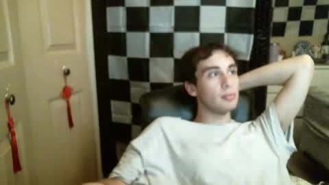 Ezra Naamah online show from 10, 2, 2025