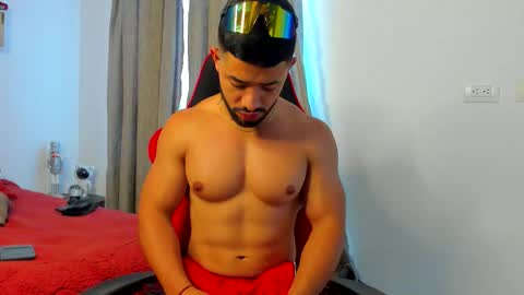 Snapshot of ezzio_scolaro chatting on 18, 1, 2026 Ezzio Scolaro online show from 18, 1, 2026