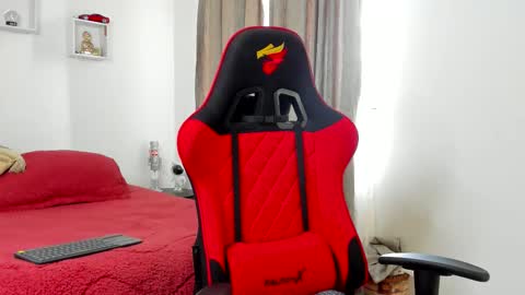 Snapshot of ezzio_scolaro chatting on 3, 2, 2026 Ezzio Scolaro online show from 3, 2, 2026