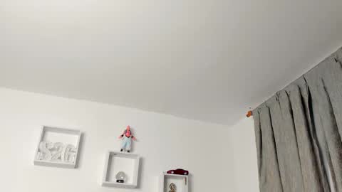 Snapshot of ezzio_scolaro chatting on 4, 2, 2026 Ezzio Scolaro online show from 4, 2, 2026