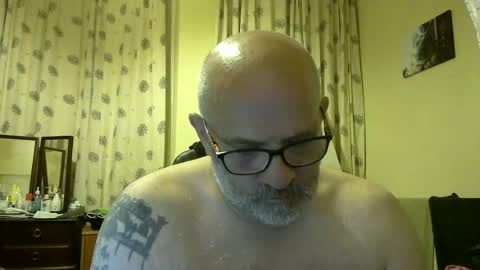 Snapshot of f1zzeek chatting on 14, 6, 2026 f1zzeek online show from 14, 6, 2026
