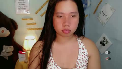 Snapshot of f3ckdollucy chatting on 21, 2, 2025 yanna online show from 21, 2, 2025