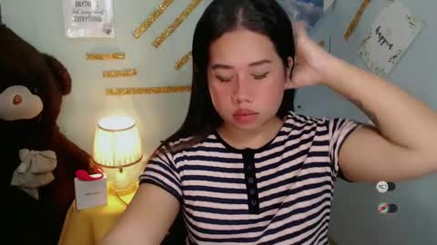 Snapshot of f3ckdollucy chatting on 25, 2, 2025 yanna online show from 25, 2, 2025