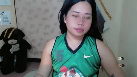 Snapshot of f3ckdollucy chatting on 11, 3, 2025 yanna online show from 11, 3, 2025