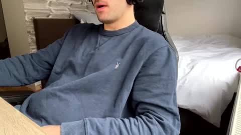 Snapshot of fabian_196 chatting on 25, 12, 2024 Call me bitch online show from 25, 12, 2024