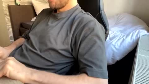 Snapshot of fabian_196 chatting on 2, 2, 2025 Call me bitch online show from 2, 2, 2025