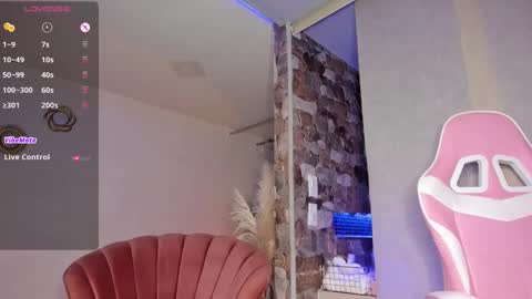 Thianna online show from 11, 2, 2025