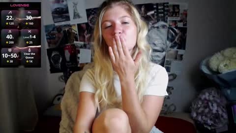 Snapshot of faiirylight chatting on 16, 9, 2025 Eve online show from 16, 9, 2025