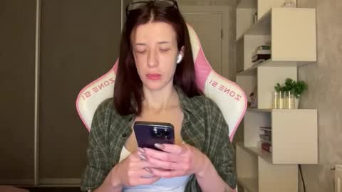 Bloom  online show from 16, 2, 2026