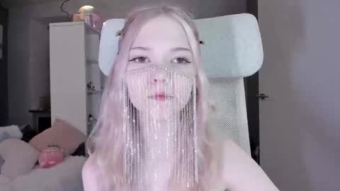 fairy_casey online show from 28, 2, 2025