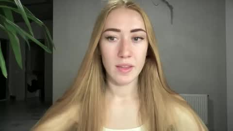 fairy_face online show from 28, 9, 2025