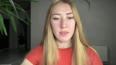 fairy_face online show from 15, 10, 2025