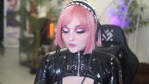 faith_chan online show from 10, 12, 2024