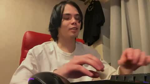 fakfame online show from 18, 4, 2026