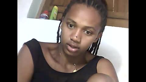 Snapshot of falielyse chatting on 12, 9, 2025 falielyse online show from 12, 9, 2025