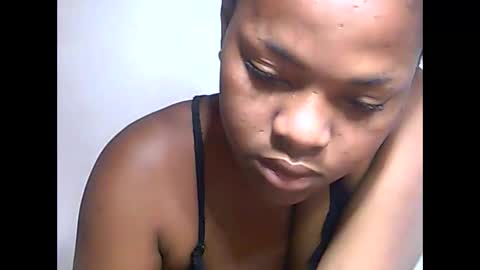 Snapshot of falielyse chatting on 18, 9, 2025 falielyse online show from 18, 9, 2025