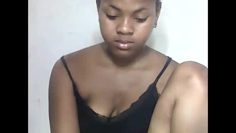 Snapshot of falielyse chatting on 18, 9, 2025 falielyse online show from 18, 9, 2025