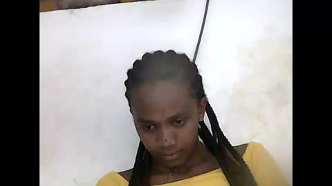 Snapshot of falielyse chatting on 13, 10, 2025 falielyse online show from 13, 10, 2025