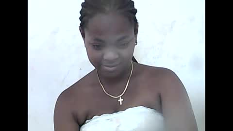 Snapshot of falielyse chatting on 16, 10, 2025 falielyse online show from 16, 10, 2025