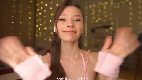 Kaori online show from 9, 1, 2026