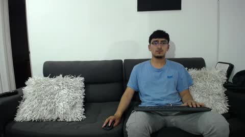 FallGays online show from 31, 12, 2024