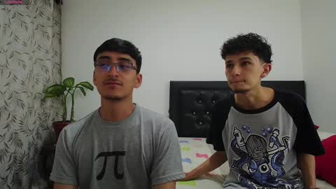 FallGays online show from 17, 9, 2025