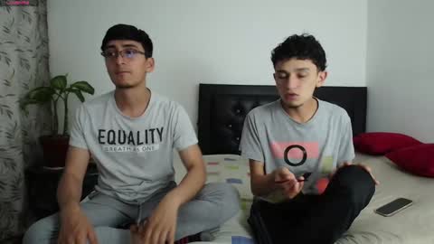 FallGays online show from 26, 9, 2025