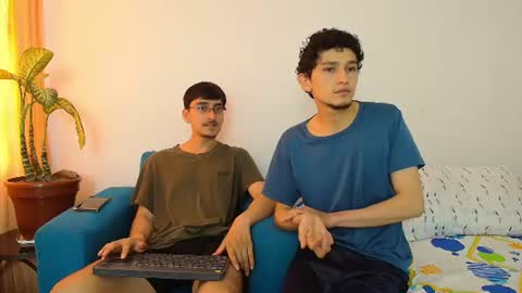 Snapshot of fallgays chatting on 14, 6, 2026 FallGays online show from 14, 6, 2026