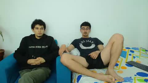Snapshot of fallgays chatting on 24, 6, 2026 FallGays online show from 24, 6, 2026
