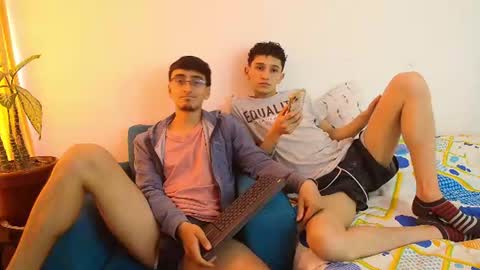 Snapshot of fallgays chatting on 2, 7, 2026 FallGays online show from 2, 7, 2026