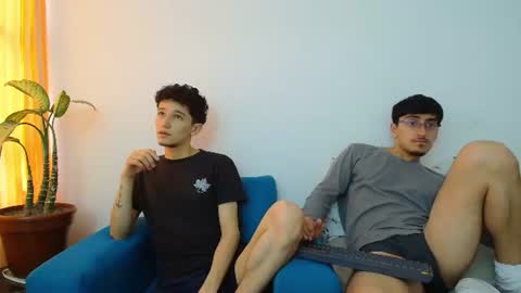 Snapshot of fallgays chatting on 22, 7, 2026 FallGays online show from 22, 7, 2026