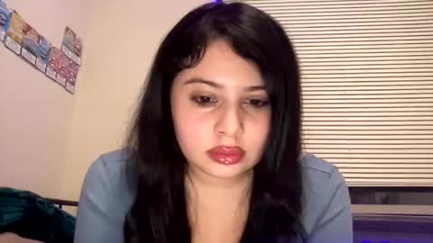 Snapshot of fallinforautumn chatting on 5, 11, 2025 fallinforautumn online show from 5, 11, 2025