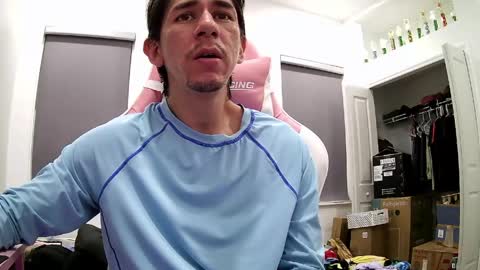Snapshot of fallintoy chatting on 6, 6, 2026 Eduardo Serrano online show from 6, 6, 2026