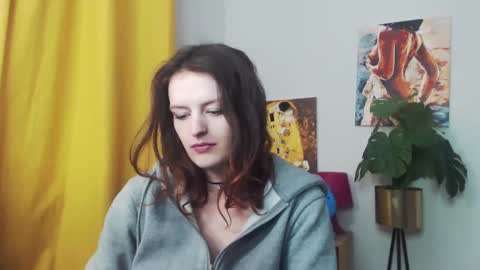 Nadine online show from 10, 1, 2025