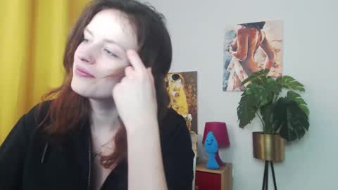 Nadine online show from 22, 1, 2025