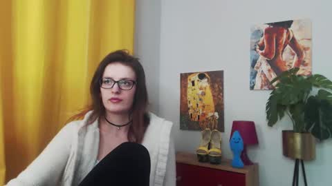 Nadine online show from 24, 1, 2025