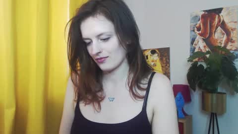 Nadine online show from 10, 2, 2025