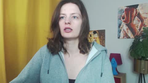 Nadine online show from 22, 10, 2025