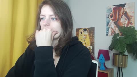 Nadine online show from 4, 11, 2025