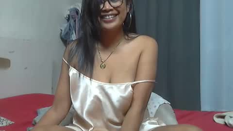 Snapshot of fantassia chatting on 4, 10, 2025 fantassia online show from 4, 10, 2025