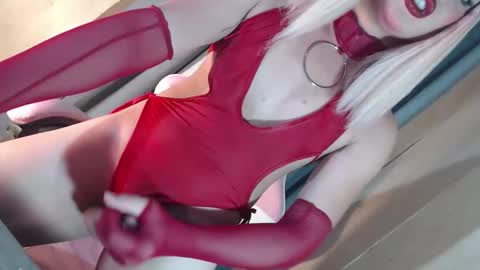 DANIELLA - DONT FORGET TO GIVE ME A THUMBSU UP online show from 14, 1, 2026